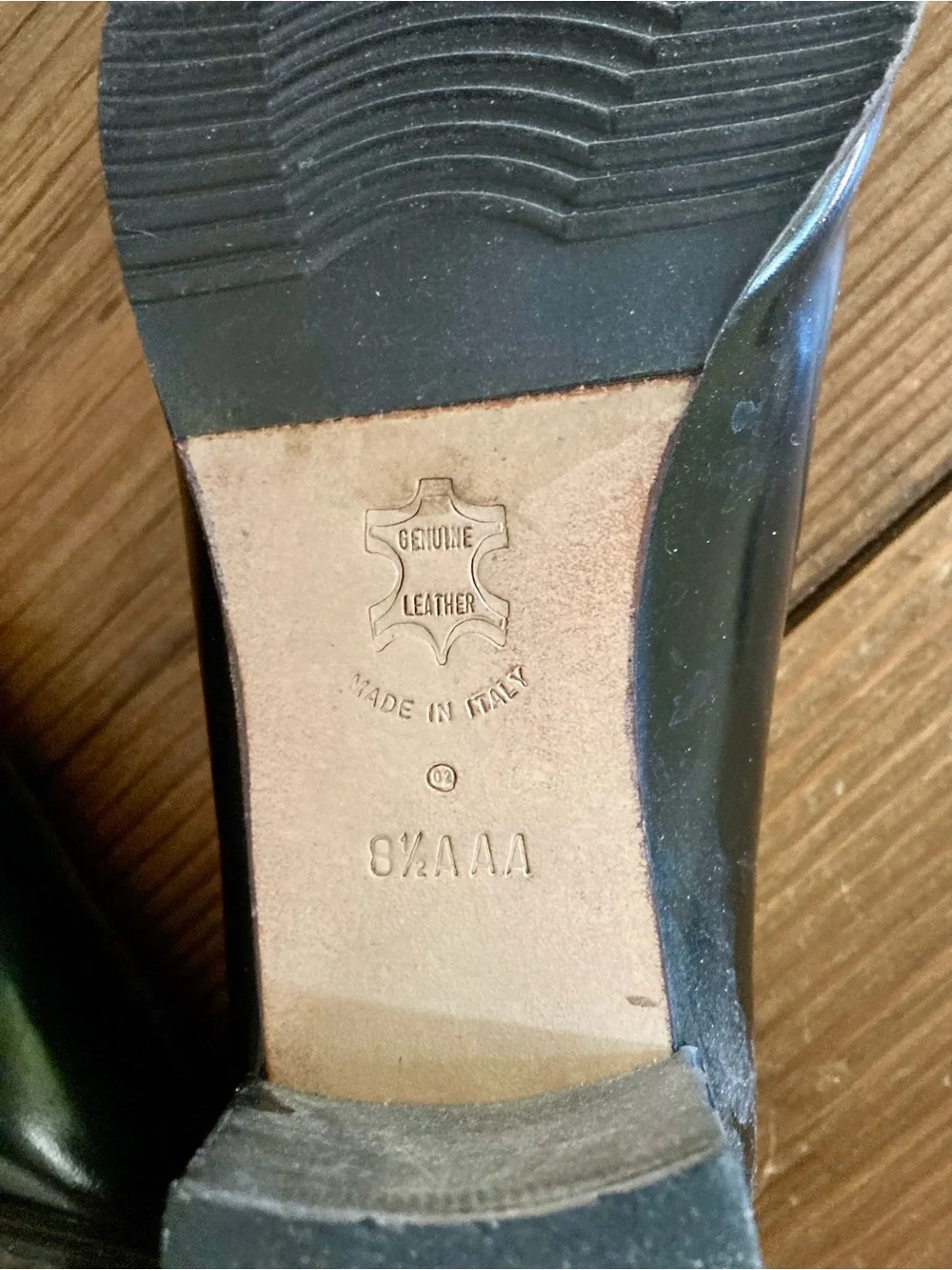 Amalfi Black Leather Square-Toe Pumps